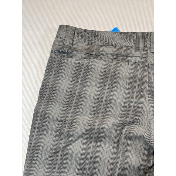 Columbia Cool Creek Plaid Shorts 42x12 Omni-Wick Gray Outdoor NWT - Picture 3 of 10